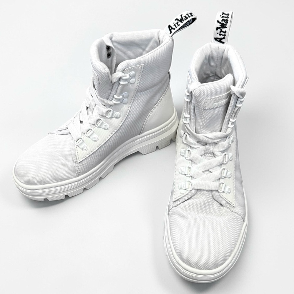 Dr. Martens COMBS W White Combat Boots Size 7 Lightweight Lace-Up Utility Boots